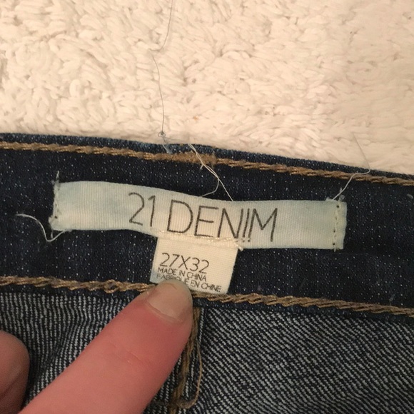 Forever 21 Dark blue skinny jeans - Picture 2 of 4